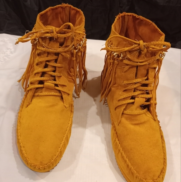 Booties - Picture 1 of 4